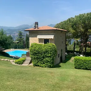 dreamy-new-apartmentlake-view-residence-le-vigne.hotelinveneto.com/